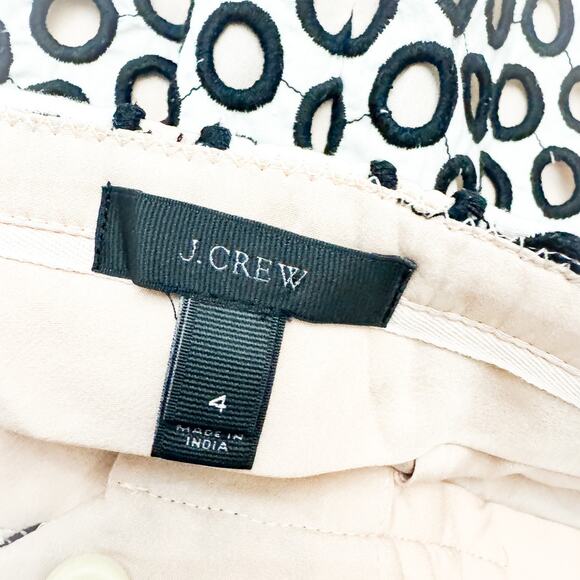 J. Crew Circle Embroidered Patterned Hot Pant Short Size 4 - Picture 3 of 5
